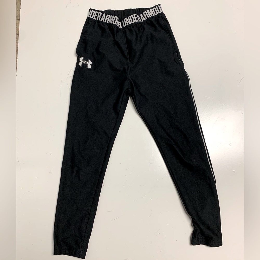 Under Armour joggers youth small(8-10)